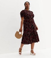 New Look Curves Black Ditsy Floral Crinkle Ruched Short Sleeve Midi Dress